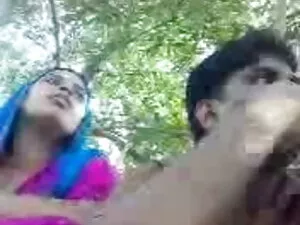 जूनो ने पीछे से मुंड ...