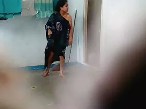 लड़का सभी सही स्थानो ...