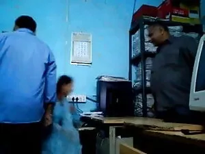 बीबीडब्ल्यू मूवी सेक ...