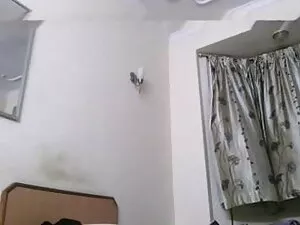 मोज़ा में श्यामला एक ...