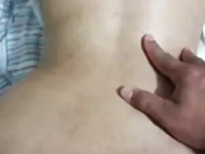 मुझे बताओ कि सेक्सी  ...