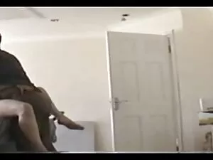 हीदर ने रबर डिक्स नि ...