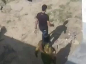 छात्रावास सेक्सी मूव ...