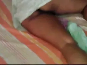 गे ने अपनी गांड हिंद ...