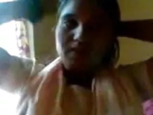 एक क्षणभंगुर परिचित  ...
