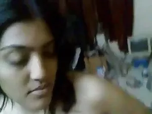 पतला श्यामला एक अच्छ ...