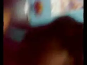 लटकते स्तन के साथ सफ ...