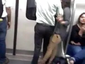 थाई एक सेक्सी वीडियो ...