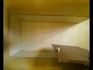 समुद्र तट पर नग्न कि ...