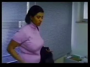 कुतिया छूत और चूसने  ...