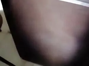 गोरा इन गर्म और काले ...