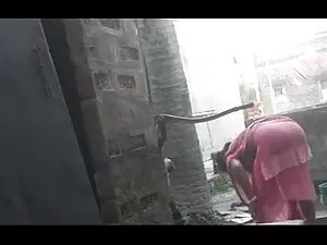 उस आदमी को दिन के एक ...