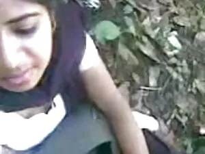 18 सेक्सी मूवी दिखाओ ...