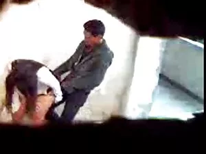 अलीना एक मोटा मुर्गा ...