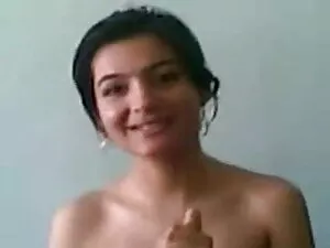 तीन सेक्सी लड़कियां  ...