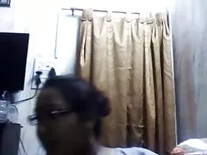 अनाड़ी एशियाई लंड को ...